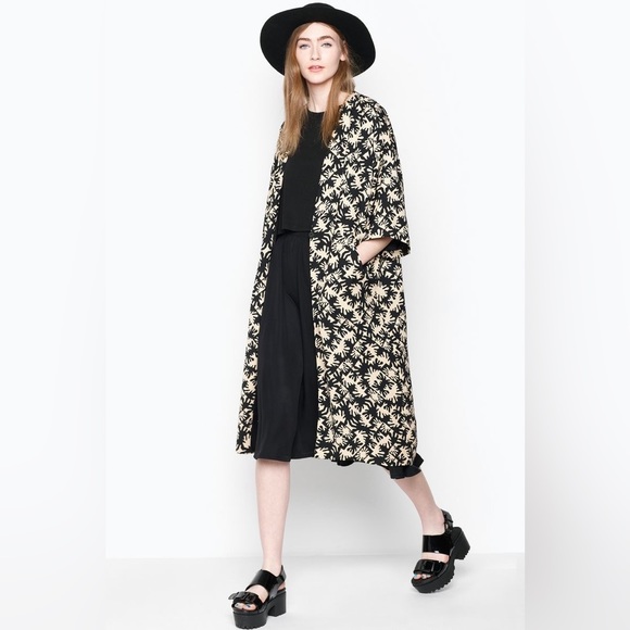 MONKI Long jacket with pockets size S - Picture 2 of 8